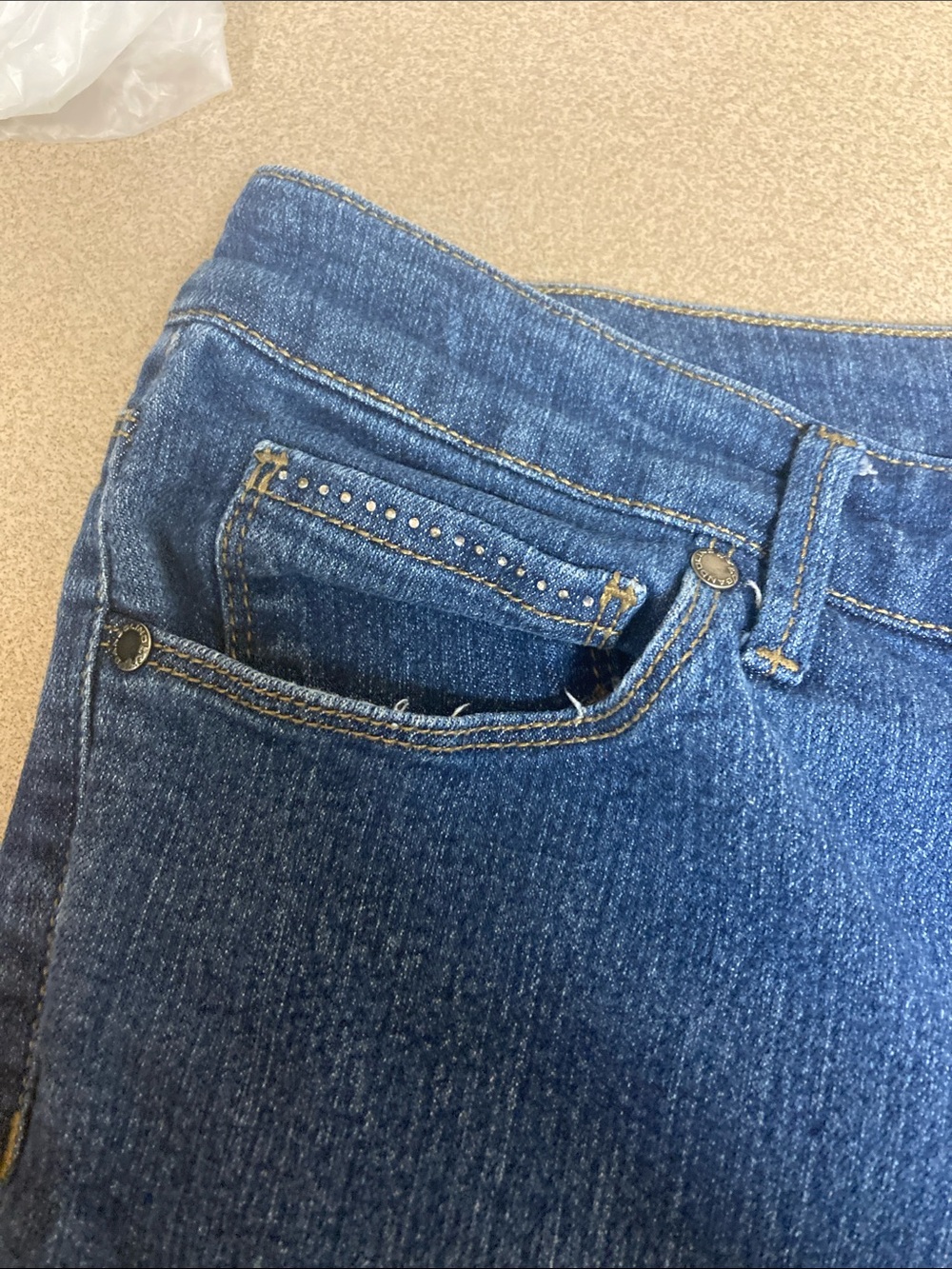 Bandolino Blue Denim shorts with Contrast Stitching - Picture 5 of 9
